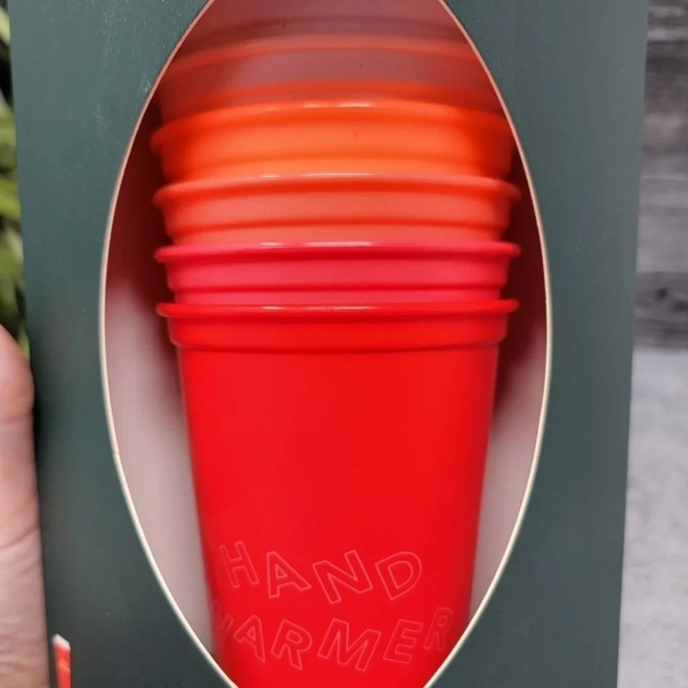 New Starbucks | 2019 Limited Edition Winter Holiday Christmas Reusable Hot Cups